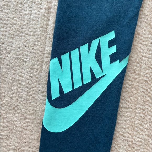 Nike Women Teal Logo Leggings - Picture 2 of 9